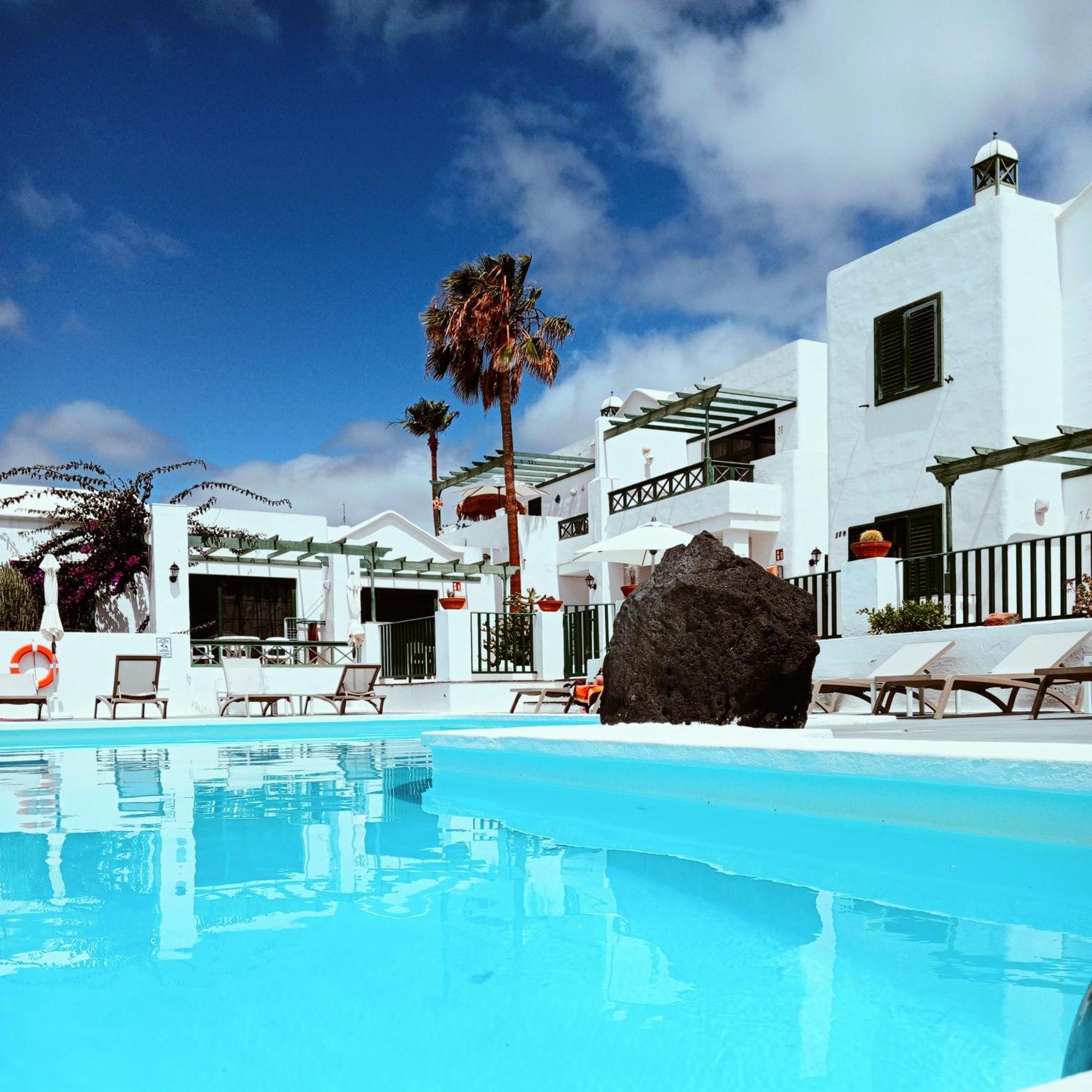 Apartamentos Las Acacias Πουέρτο Ντελ Κάρμεν Εξωτερικό φωτογραφία