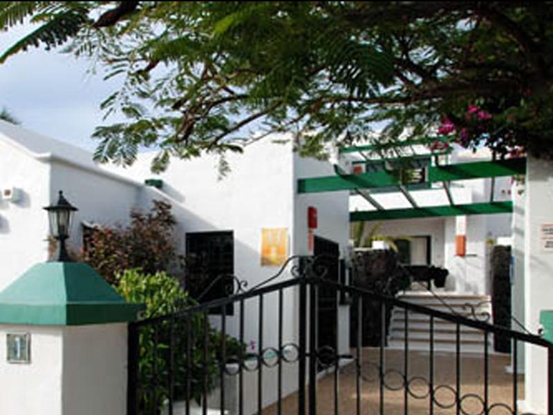 Apartamentos Las Acacias Πουέρτο Ντελ Κάρμεν Εξωτερικό φωτογραφία