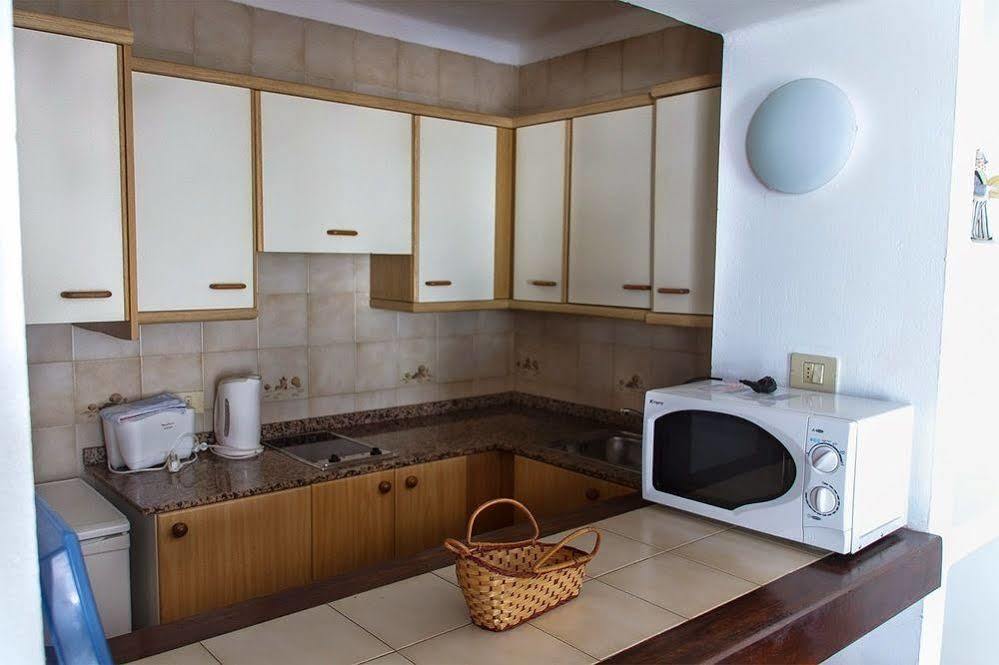 Apartamentos Las Acacias Πουέρτο Ντελ Κάρμεν Εξωτερικό φωτογραφία