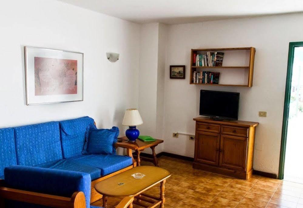 Apartamentos Las Acacias Πουέρτο Ντελ Κάρμεν Εξωτερικό φωτογραφία