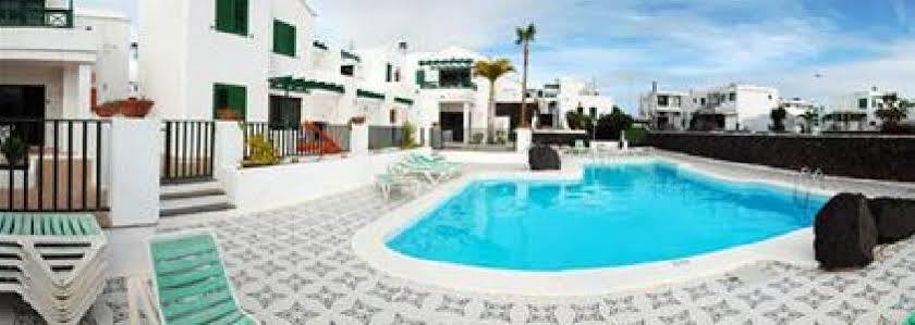 Apartamentos Las Acacias Πουέρτο Ντελ Κάρμεν Εξωτερικό φωτογραφία