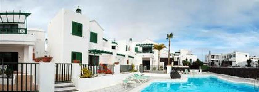 Apartamentos Las Acacias Πουέρτο Ντελ Κάρμεν Εξωτερικό φωτογραφία