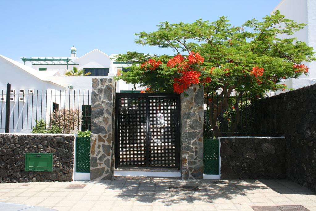 Apartamentos Las Acacias Πουέρτο Ντελ Κάρμεν Εξωτερικό φωτογραφία